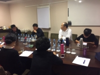 开诚布�?畅所欲言   总结分析工作情况  提出冲刺目标